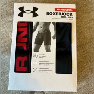 NIB UNDER ARMOUR BOXER BRIEFS
